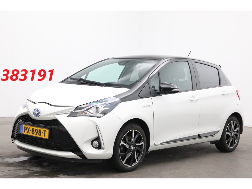 Toyota Yaris 1.5 Hybrid Bi-Tone Navi Clima Cruise Camera 19.743 km!