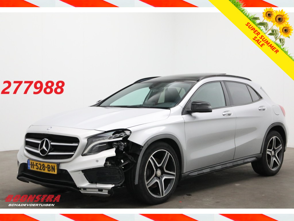 Mercedes-Benz GLA 220d 4Matic Aut. AMG BiXenon Pano Navi Clima Cruise PDC