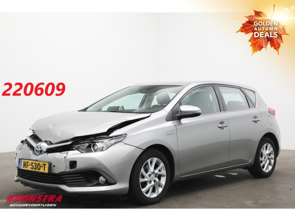 Toyota Auris 1.8 Hybrid Dynamic Navi Clima Cruise PDC 169.034 km!