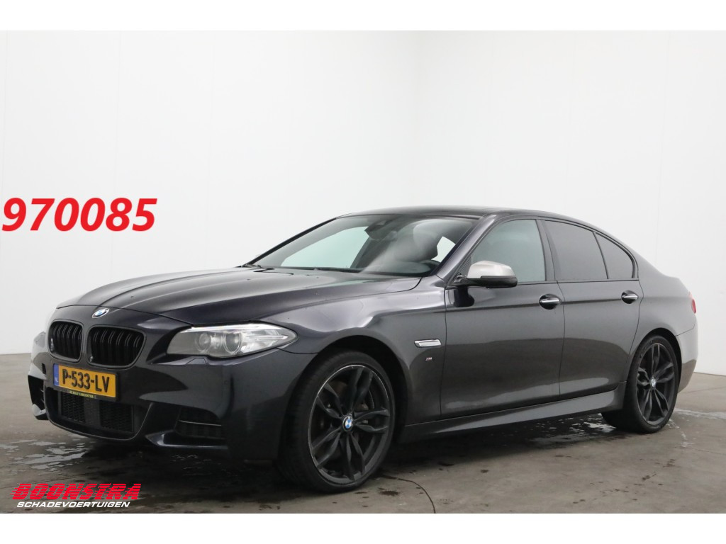BMW 5 Serie M550xd Schuifdak Memory ACC H/K Leder Camera SHZ