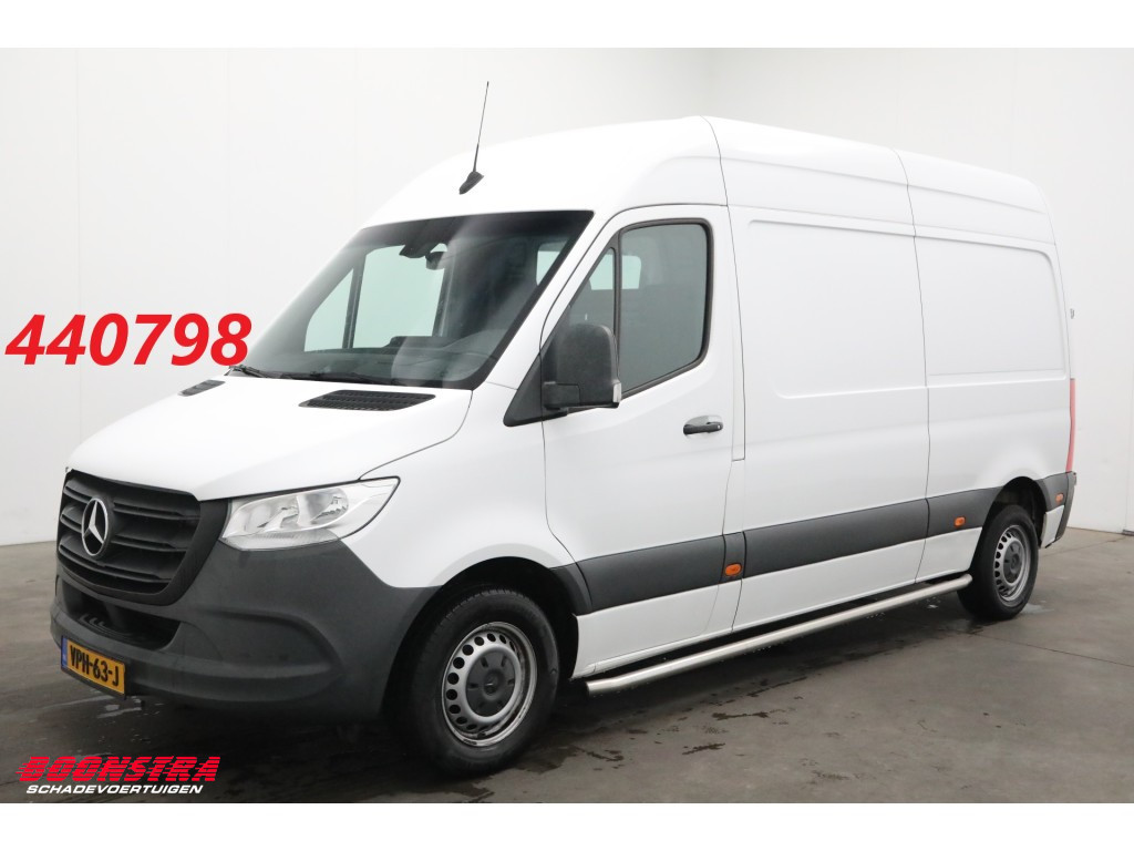 Mercedes-Benz Sprinter 211 CDI L2-H1 FWD Airco AHK 135.430 km!