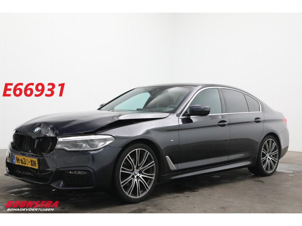 BMW 5 Serie 520i M-Sport Pro HUD Memory Leder LED Camera SHZ 93.916 km!