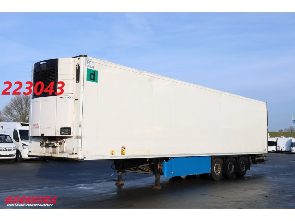 Schmitz Cargobull  SCB*S3B Kuhler Carrier Vector 1550 3-Asser