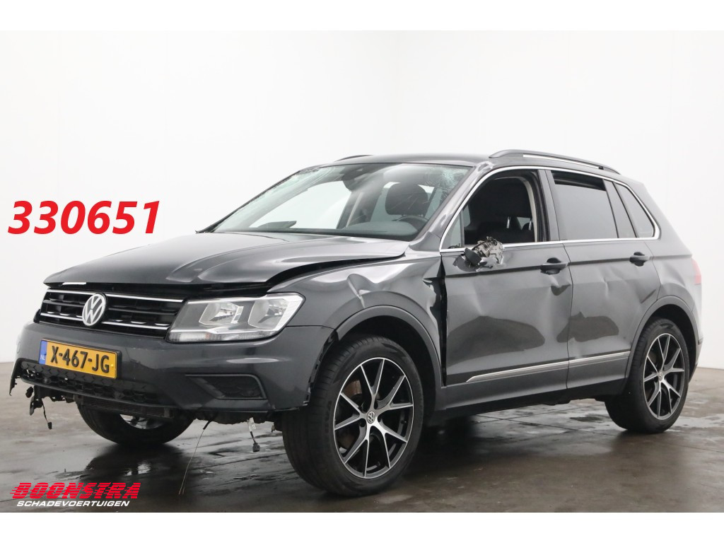 Volkswagen Tiguan 1.5 TSI ACT Comfortline Business Navi Airco Cruise PDC AHK