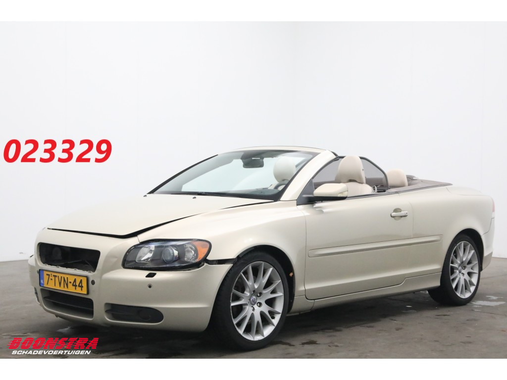 Volvo C70 Convertible 2.5 T5 Aut. Kinetic Apple/Android Memory Xenon Leder Cruise SHZ PDC