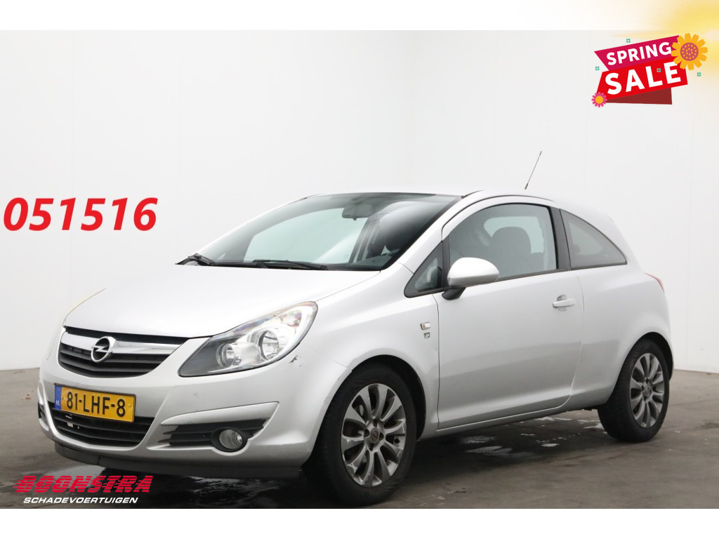 Opel Corsa 1.4-16V \'111\' Edition Airco Cruise 69.547 km!