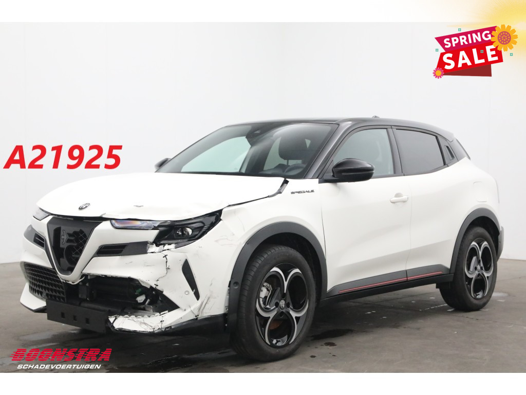 Alfa Romeo Junior 1.2 Turbo Hybrid Ibrida Speciale LED ACC Massage Camera SHZ