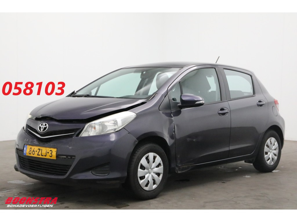 Toyota Yaris 1.0 VVT-i Aspiration Airco Camera AHK 67.935 km!