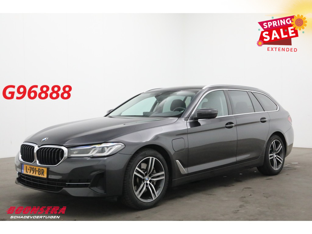 BMW 5 Serie Touring 520e High Executive LED Leder Memory Navi Clima Cruise SHZ