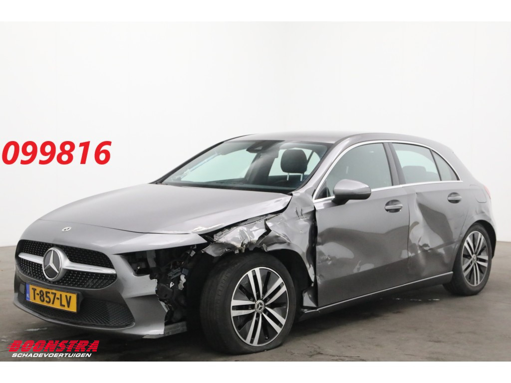 Mercedes-Benz A-Klasse 200 7G-Tronic Premium Plus Clima Cruise PDC