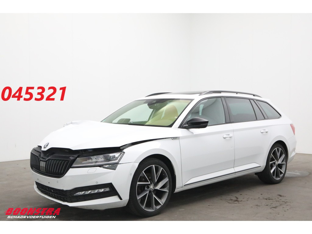 Škoda Superb Combi 2.0 TDI 200 PK DSG SportLine LED ACC Virtual Camera LRHZ AHK