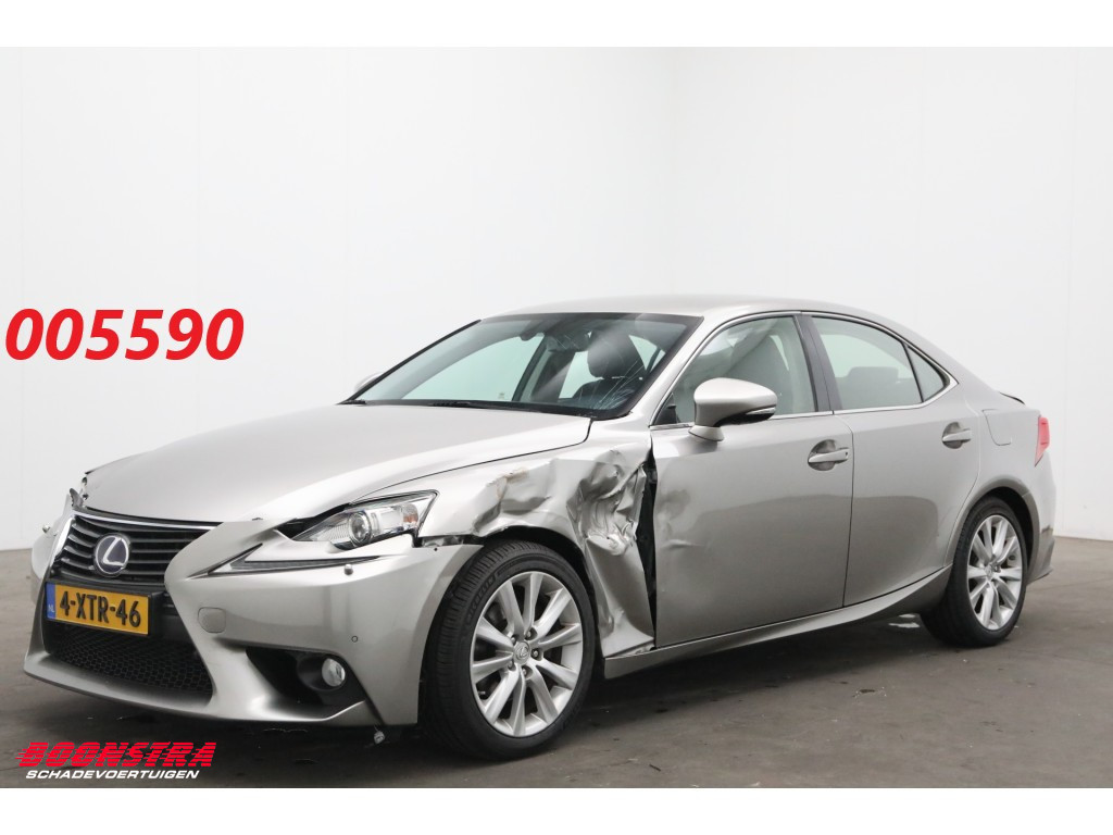 Lexus IS 300h Business Line Pro Leder Navi Clima Cruise Camera SHZ PDC