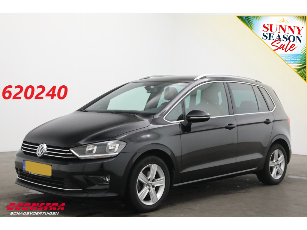 Volkswagen Golf Sportsvan 1.6 TDI Highline Leder Navi Clima Cruise Camera SHZ PDC AHK