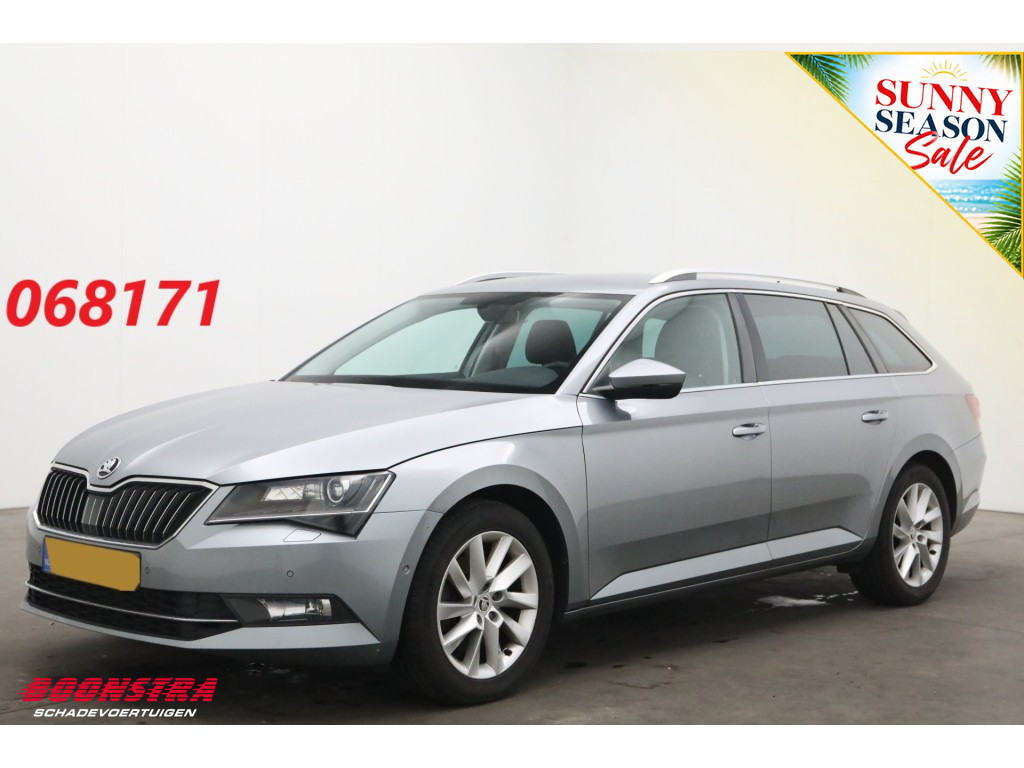 Škoda Superb Combi Combi 1.6 TDI Aut. Style Business LED Memory Camera SHZ PDC AHK